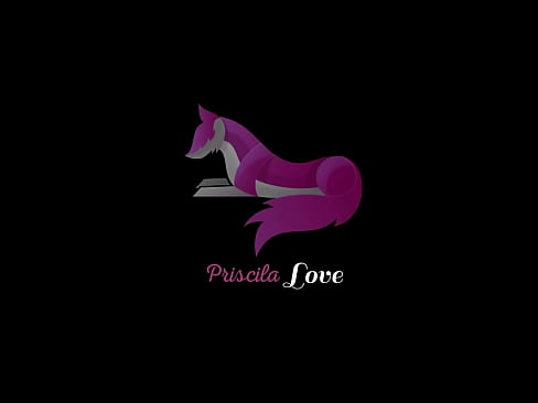 ❤️ Rodičia ma nechali so sestrou samú a ja som jej vyliala mlieko na prsia. ☑ Porno na nás ️❤